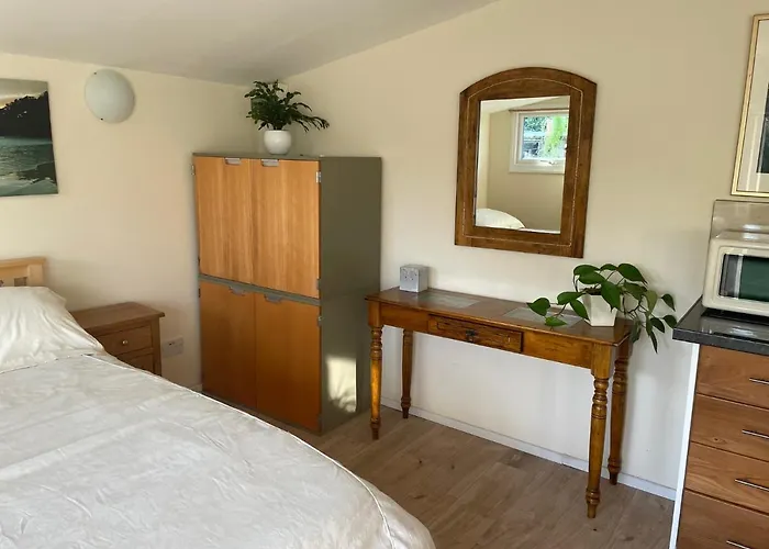 Ferncroft Garden Studio